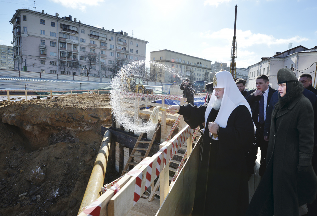 гостиницы рядом с покровским женским монастырем в москве
